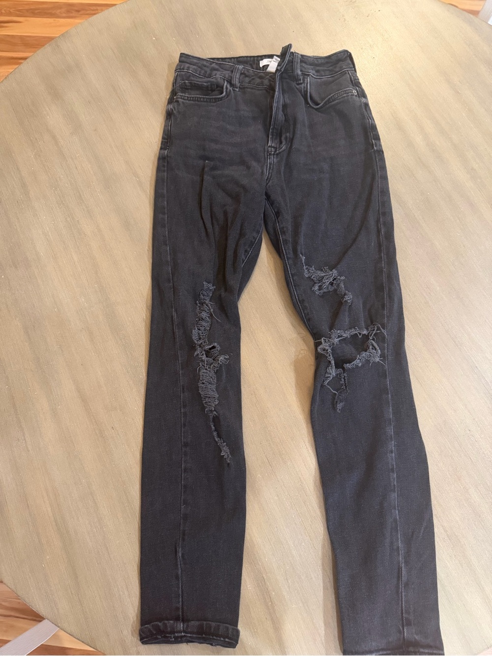 Forever 21 Black Distressed Skinny Jeans